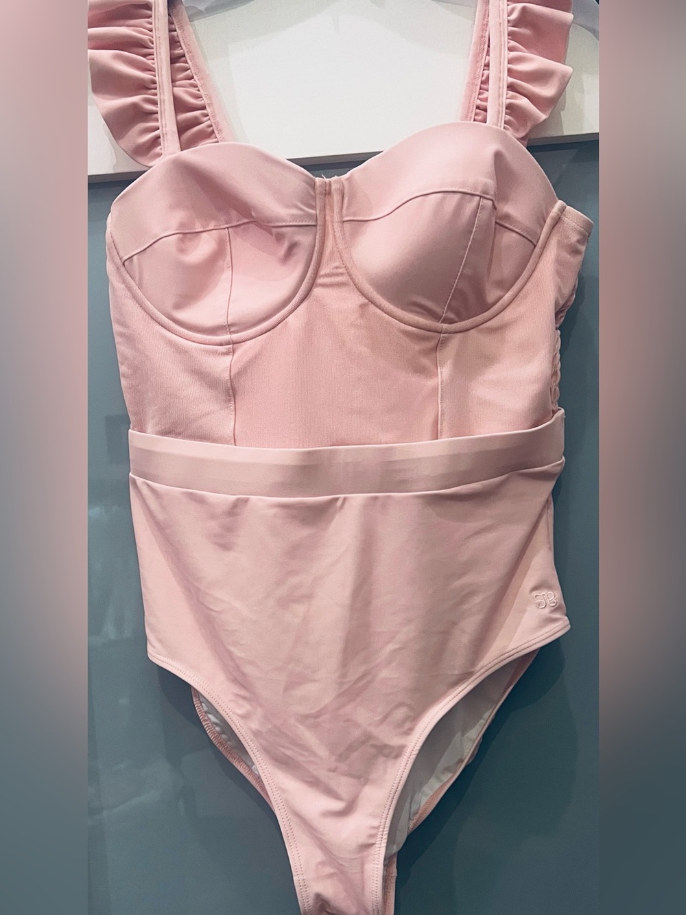 Albion Pink One piece Top L Ruffle